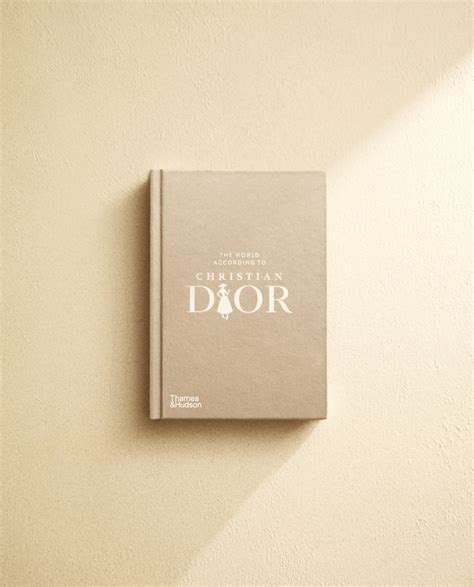 libro dior zara home|LIBRO THE WORLD ACCORDING TO CHRISTIAN DIOR .